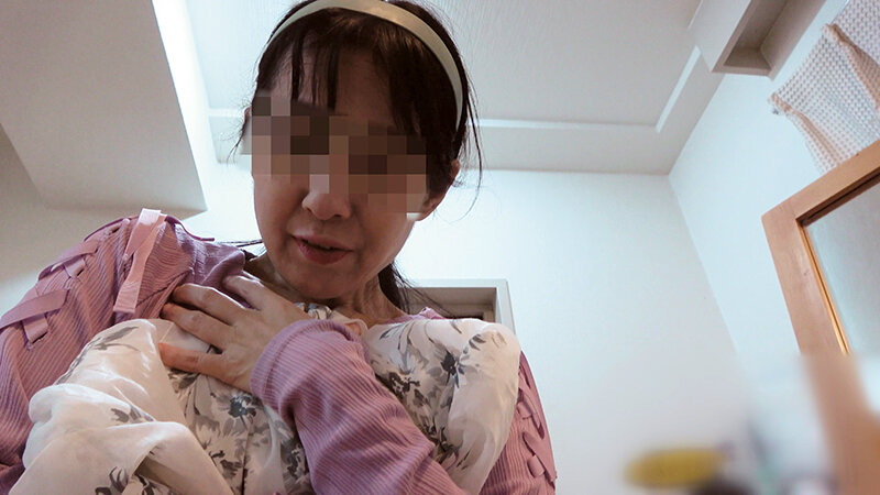 息子の愛奴として変態調教されている実母（投稿ネーム◎藍子） サンプル 3