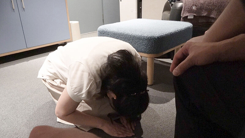 夫に内緒で輪●サークルに応募してきた清楚系ムッツリ美人奥様（投稿ネーム◎美鈴） サンプル 4
