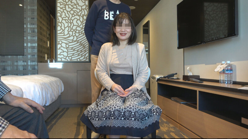 編集部を訪ねてきたマニア夫婦 不能インポ夫とドスケベM妻の寝取らせ潮吹きアクメ（投稿ネーム◎弥生） サンプル 2