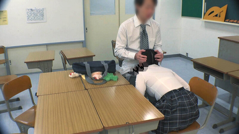 お前の願いを聞いてやろう… 魚心あれば水心って言うだろう… お前さえ、その気になってくれれば、全て上手くいくんだよ 権力に屈する娘たち9名収録 サンプル 3