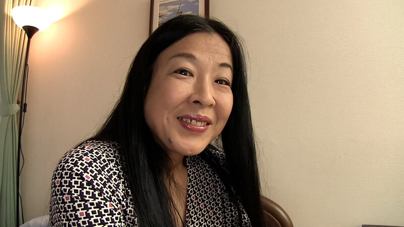 バツイチ黒髪地味目熟女が内縁の夫とのSEXに欲求不満が募りAV出演！一年ぶりのSEXに本能丸出しでイキまくる！ サンプル 1