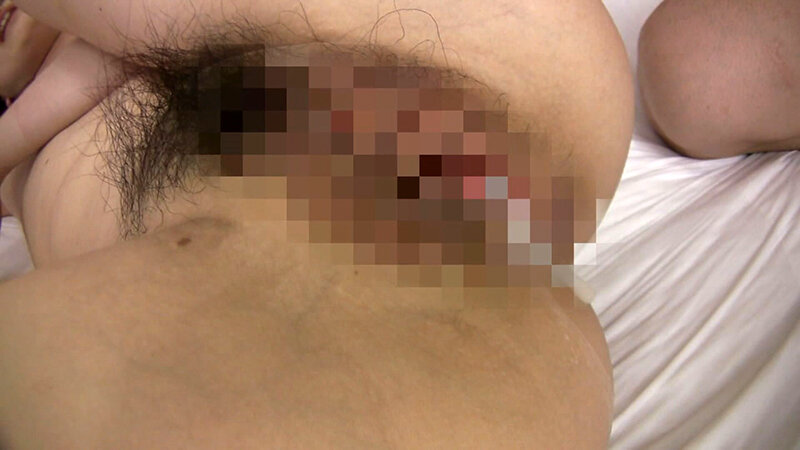 喘ぎ声が止まらない！どエロい衣装を着せられて発情する変態妻！ サンプル 20