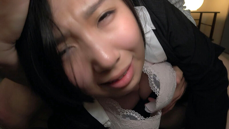 セクハラ老害ジジイの動画コレクション！かわいい系色白ショート社員を毒牙にかける！ サンプル 20