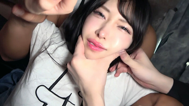 2人組の凶行！「気持ち良くないです！」モデル級スレンダー美女に降りかかる災難！ サンプル 2