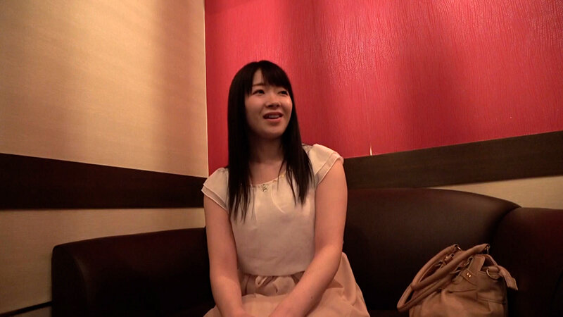 AV男優と嵌め撮りしませんか！？男優とならいいかな？刺激に飢えてる結婚3年目の巨乳奥さんとノリパコ絶頂SEX！ サンプル 1