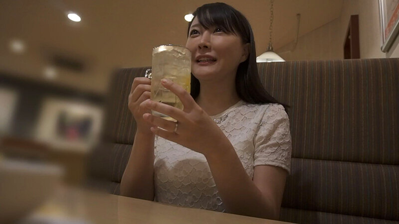 「すごい久しぶりです！」男のモノにうっとりのおっとり巨乳妻！ サンプル 1