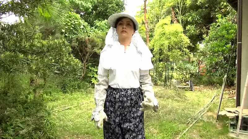 四十路を越えてSEXに目覚めた遅咲き美熟女の初撮りAVセックス！ サンプル 1