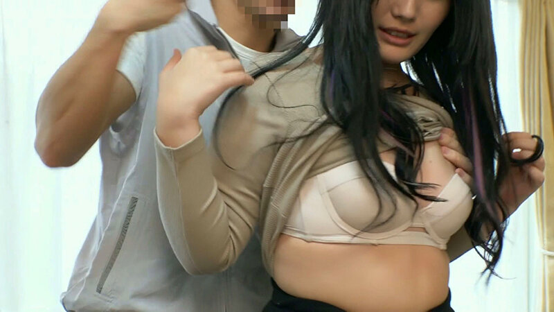 悪徳修理業者の罠に狙われた美人妻！蹂躙された豊満ボディ！ サンプル 2