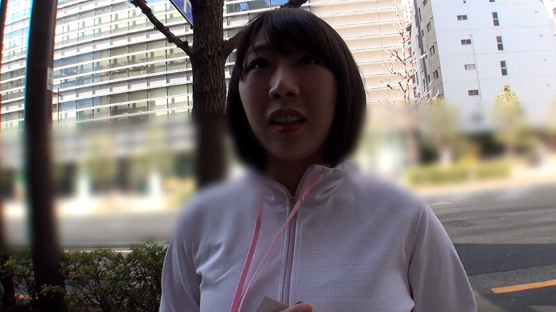 巨乳美女ジョガーさんをナンパしてアンケートとモデルになってもらえますか？とスタジオに誘いなし崩しの嵌め撮り中出しセックス！ サンプル 2