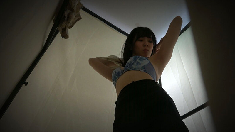 アパレル店員の暴挙！色白美人が通された闇の試着室！ サンプル 1