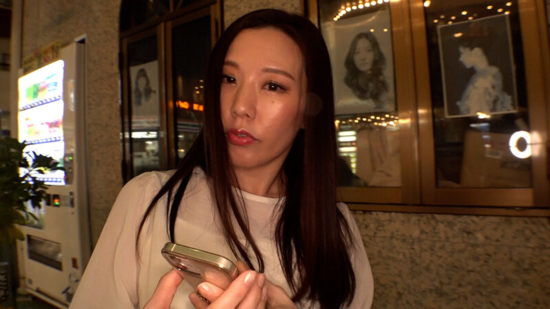 街角で見つけたむっつり美女を番組のゲームに挑戦しませんか？とホテルに誘いなし崩し的なボディタッチでノリパコ絶頂FUCK！ サンプル 1
