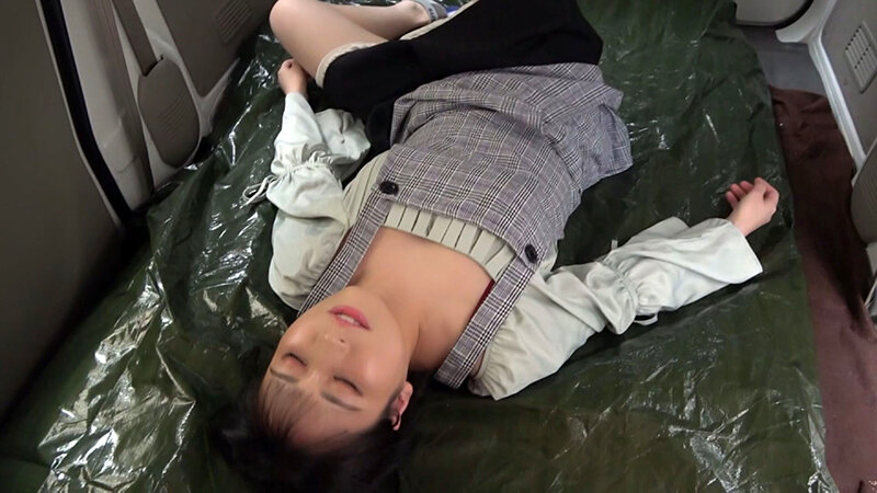 助けを呼べぬまま味わう、逃げ場のない苦痛！何度も何度も中出しされる私のアソコ…。 サンプル 1