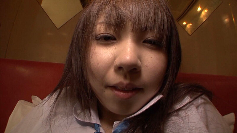 こんな純情そうな娘が…。お金欲しさに身体を売る素人娘 まだ未成熟で小さなアソコに大きな肉棒を突っ込んで大量射精！ サンプル 9