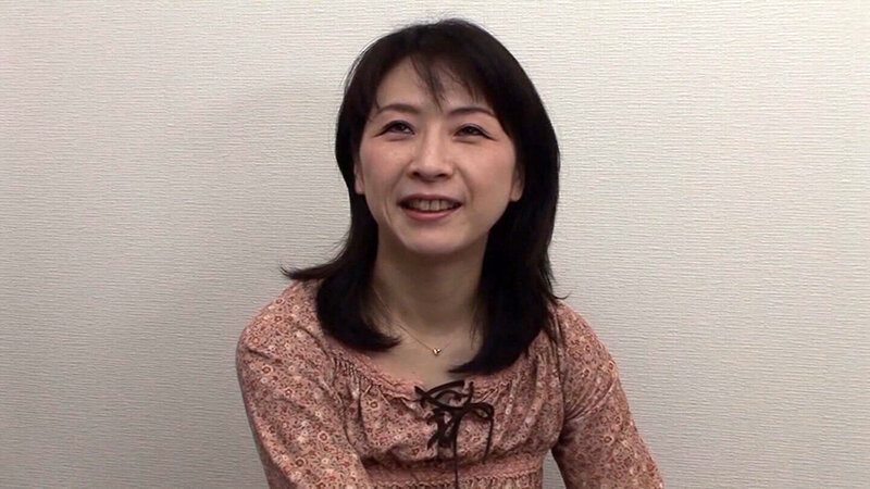 若い時はさぞかしモテたであろう四十路熟女さん！婚期を逃した未婚の彼女と思う存分お楽しみセックス！ サンプル 1