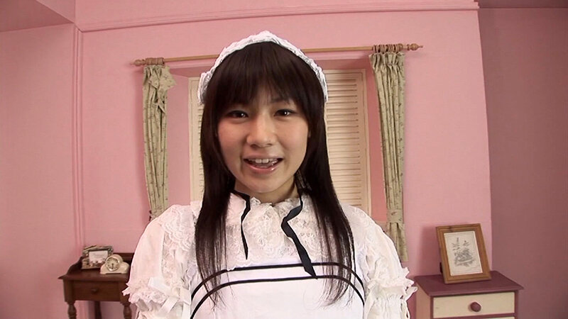 年齢は内緒だよ！愛嬌抜群の可愛いお嬢さんのねっとりフェラチオ！ サンプル 1