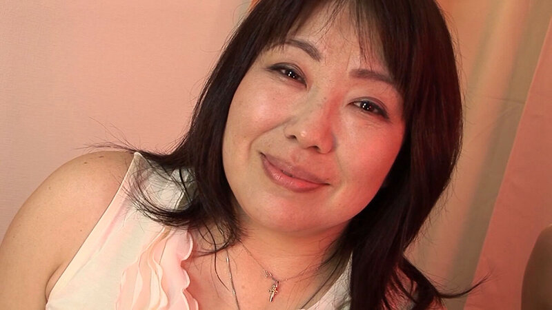 衰えるどころか加速していく、五十路女の性衝動！だらしない腹をした熟女に中出しセックス！ サンプル 2