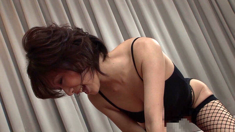 スタイルも色気も限界突破！網タイツを履いて俺の股間を刺激する美人なお姉様と騎乗位SEX！ サンプル 4