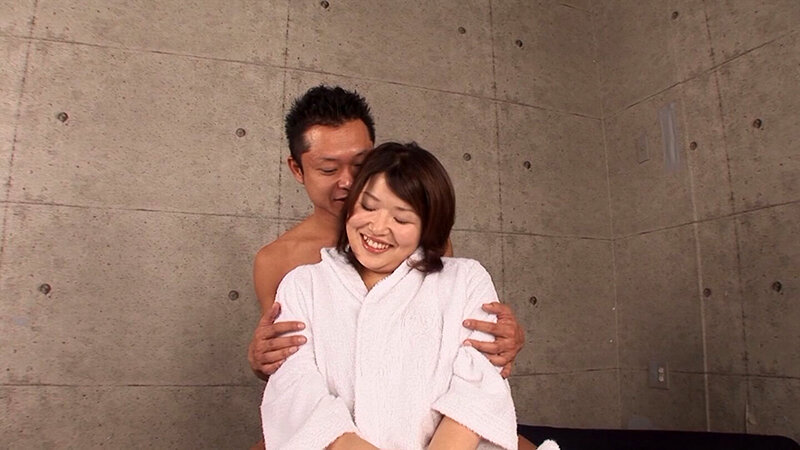 黒い乳首に締まりのない身体が私の魅力！ボテボテ姉さんの魅力全開！パワーSEX！ サンプル 1