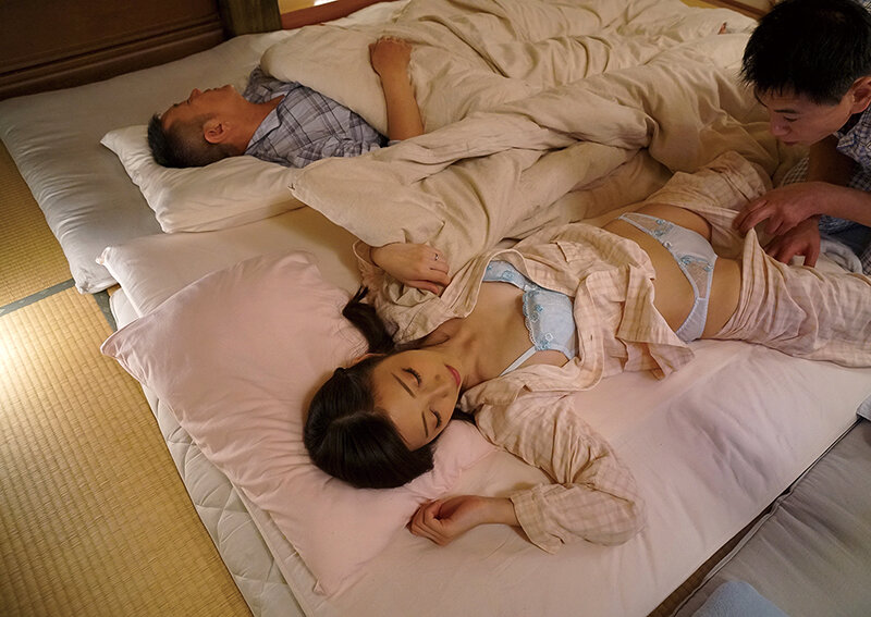 義理の息子という名の支配者。若き義母たちが、抗いようのない快楽の果てに屈服し、その淫靡な肉体を捧げ尽くす禁断の系譜 サンプル 4
