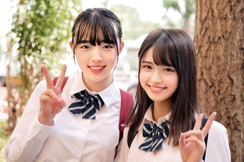 田舎からやって来た修学旅行生に東京観光ごっくんデート 精子を口に入れたままドキドキ散歩 周りに気づかれないようにごっくん かのんちゃん＆まどかちゃん ラブラブカップル同士が互いのパートナーを交換するスワッピングゲームに挑戦！！相手の彼女＆彼氏をより多く… サンプル 1