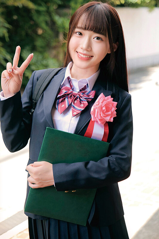 3分前まで女子○校生！卒業式直後にガチナンパ！生まれて初めての素股体験！クリトリスがデカチンと擦れ合って我慢出来ずにヌルっと生挿入！そのまま人生初の生中だし！！みく＆みさき サンプル 1
