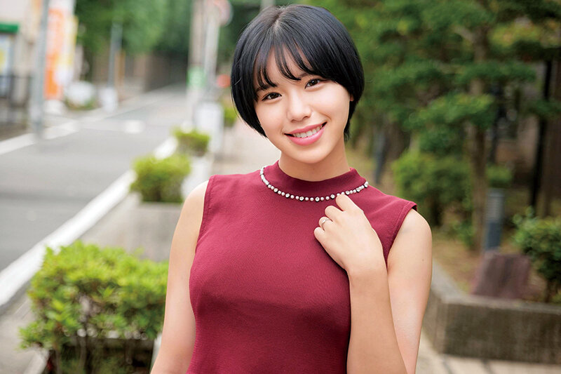 「童貞君の包茎ち○ぽの皮を剥いて洗ってもらえませんか！？」素人奥様が童貞君と密着混浴！母性たっぷりち○ぽを泡洗い！カチカチにズル剥けた童貞ち○ぽに赤面発情！そのまま優しく筆下ろしSEX！さらさん みおさん サンプル 1