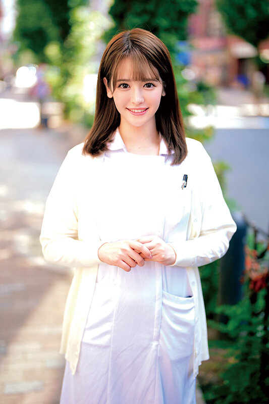 天使みたいに優しくて可愛いナースさん！「早漏に悩む童貞君の暴発改善のお手伝いしてくれませんか？」男性器慣れしているようで意外とウブな看護師さんが早漏すぎる童貞君にムラムラ膣キュンしちゃって生中出し筆おろしSPECIAL！りおさん えまさん サンプル 2