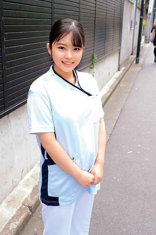 天使みたいに優しくて可愛いナースさん！「早漏に悩む童貞君の暴発改善のお手伝いしてくれませんか？」男性器慣れしているようで意外とウブな看護師さんが早漏すぎる童貞君にムラムラ膣キュンしちゃって生中出し筆おろしSPECIAL！ひかるさん しずなさん サンプル 2
