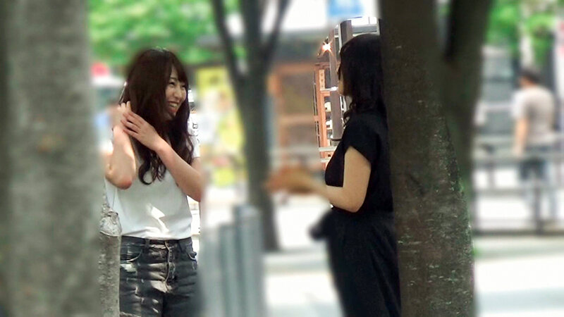 ねぇワタシとレズしてみない！？キレイなおねえさんが街で暇そうにしている女の子をレズナンパ！その場でお持ち帰り濃厚レズプレイで素人女子を堕とす！！ サンプル 2