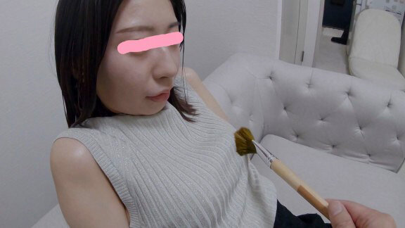 渋谷住みのまいちゃんはなかなかの耐性の持ち主！ここは勝負だ（＾＾♪ 恥ずかしい格好でアクメの刑！ サンプル 4
