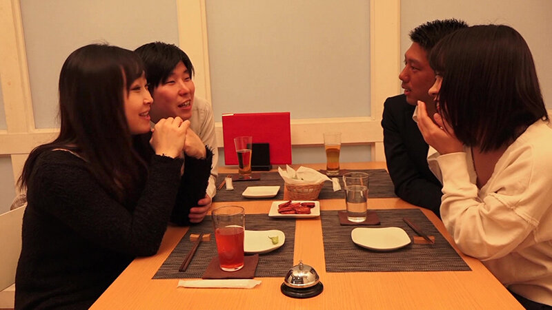 美熟女さんとあどけないおねえさんをお持ち帰りでお楽しみ！ サンプル 1
