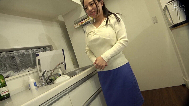 顔よりデカイおっぱい！？爆乳熟女とハメ撮りエッチ サンプル 1