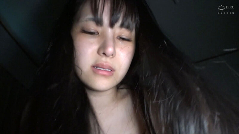 夜●いしてきた男を拒めず、なし崩しSEXで中出しまで… サンプル 10