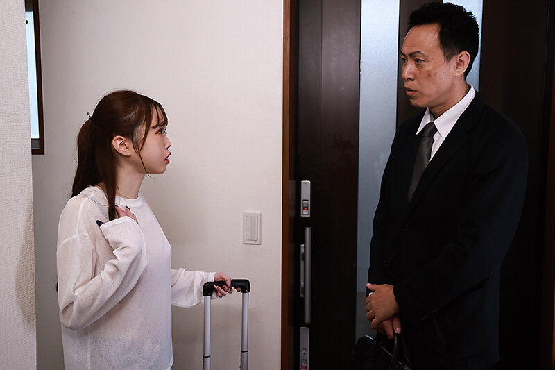 民泊ダブルブッキング 一つ屋根の下で惹かれあう二人 宮本さと美 サンプル 7