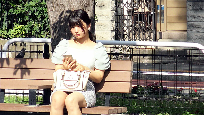 街でエロいお姉さんに誘われ…一滴残らず絞り取ってあげる 柊みおり サンプル 1