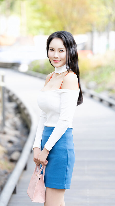 韓国美女に自慢のデカチンを見せつけたら… ヒア サンプル 5