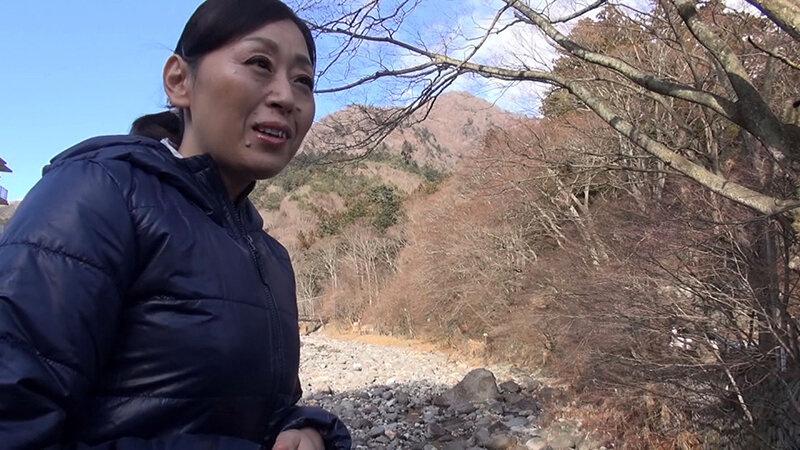 SEXするなら絶対 地方のおばさん！！12人240分8 サンプル 19