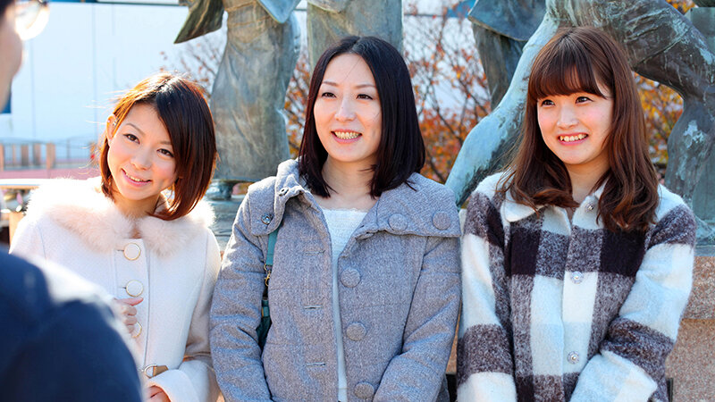 あなたは気付いているでしょうか？ 〈地方の人妻が入れ食い〉という事実 〈地味な人妻ほどエロい〉という事実 これが現実12人4時間 サンプル 14