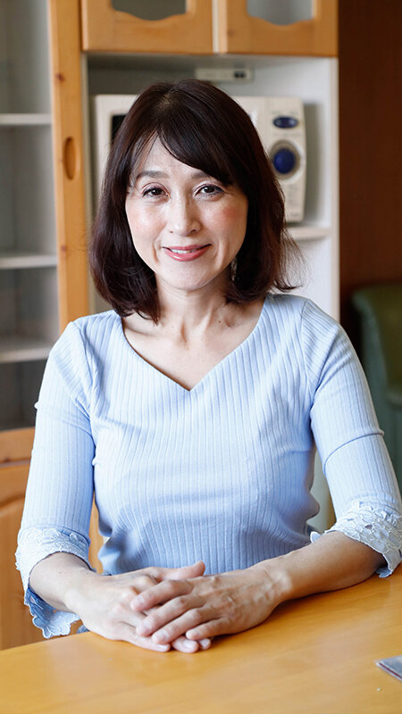 遅咲き熟女 良き妻・良き母を務めてきた遊びを知らないお堅い女が…過呼吸になるほどの濃密なSEX 60人8時間4 サンプル 2