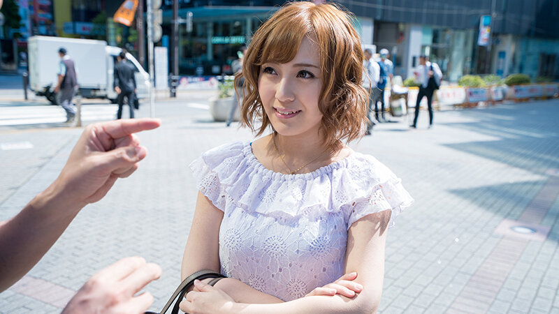 素人ナンパドキュメント 服の上からでもわかる膨らみ＆可愛さMAX！ 美巨乳娘 12人4時間10 サンプル 3