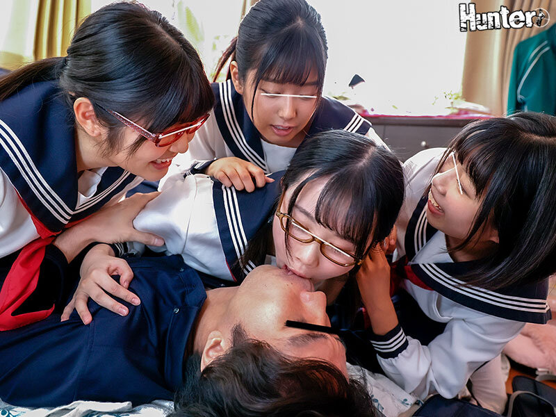 チ○ポが乾く暇がないほど毎日ヤラレまくり！小悪魔女子○生達が群がる中出し乱交BEST 13名4時間 サンプル 2