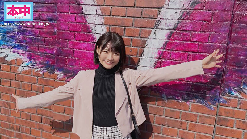 いつも可愛いと思っていたカフェ店員をダメ元でデートに誘ったら困り顔しながらも笑ってOKしてくれて、日帰りデートのはずだったけど、ホテルに連れ込んだら、急にエッチで積極的になってきて、朝までめちゃくちゃ中出ししまくった。 東條なつ サンプル 1