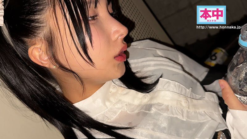 BITCH MELTDOWN 早朝、路上で寝る女の子たち 新●区歌●伎町ホスト帰りみに娘編 サンプル 2