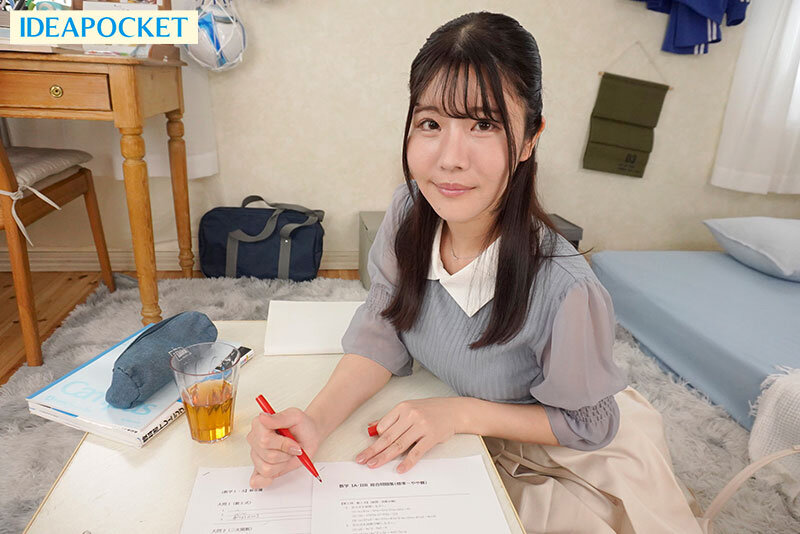 【VR】初体験は、突然に。服が汚れて唐突に脱いだ…オトナの、女性の、カラダ。圧倒的な美しさに時が止まった。奥ゆかしい家庭教師の美桜センセイに童貞を預けることにした。 坂井美桜 サンプル 2