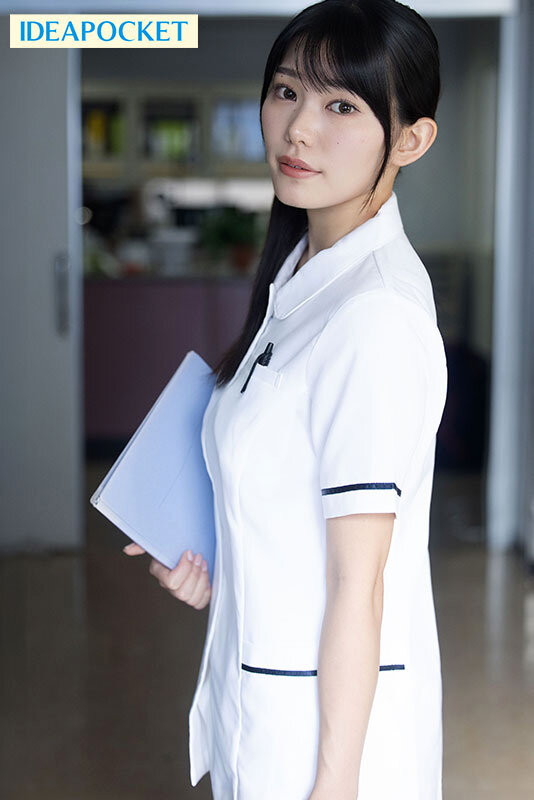 白衣の天使は深夜0時に跪く 美人で優しくて笑顔が素敵な僕の初恋の西田さんは消灯後にマゾ化するイカれた変態ナースでした。 西田瑞希 サンプル 1