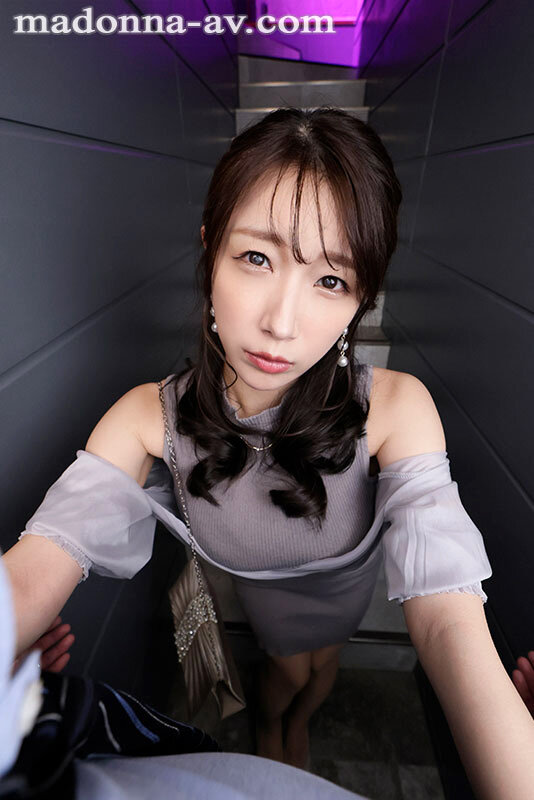 【VR】初VR三比菜々美 「終電、なくなっちゃったみたいですね…。」 結婚式の二次会終わり 新婦の友人・菜々美さんと まさかのワンナイトラブSEX 超高画質8K サンプル 3