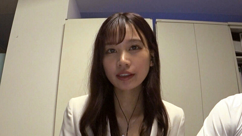 170cmの長身OLを社内痴●したら…実はむっつりスケベの言いなり娘だったのでそのまま輪●残業お願いしました！【長身精飲娘・美波さん23歳】 前田美波 サンプル 11
