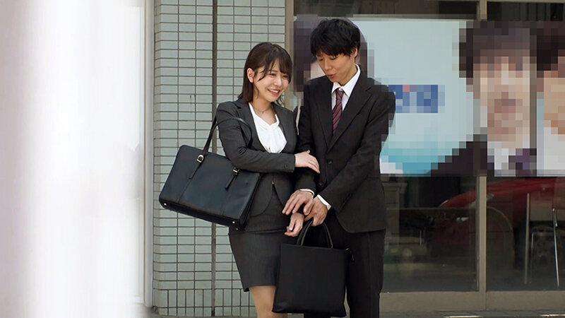 スキマ時間をチ●ポで埋めるドスケベ妻達 サンプル 5