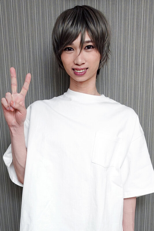 九州で伝説のカリスマ・ホスト、衝撃カミングアウト！男の娘になってDEBUT！SUBARU サンプル 1