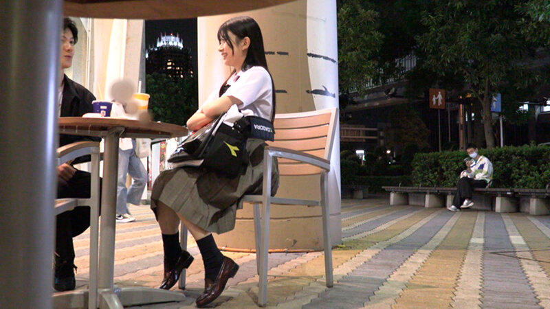 思春期の不協和音、見知らぬ男で歪みゆく名門の制服たち。287分8発射！！ サンプル 9